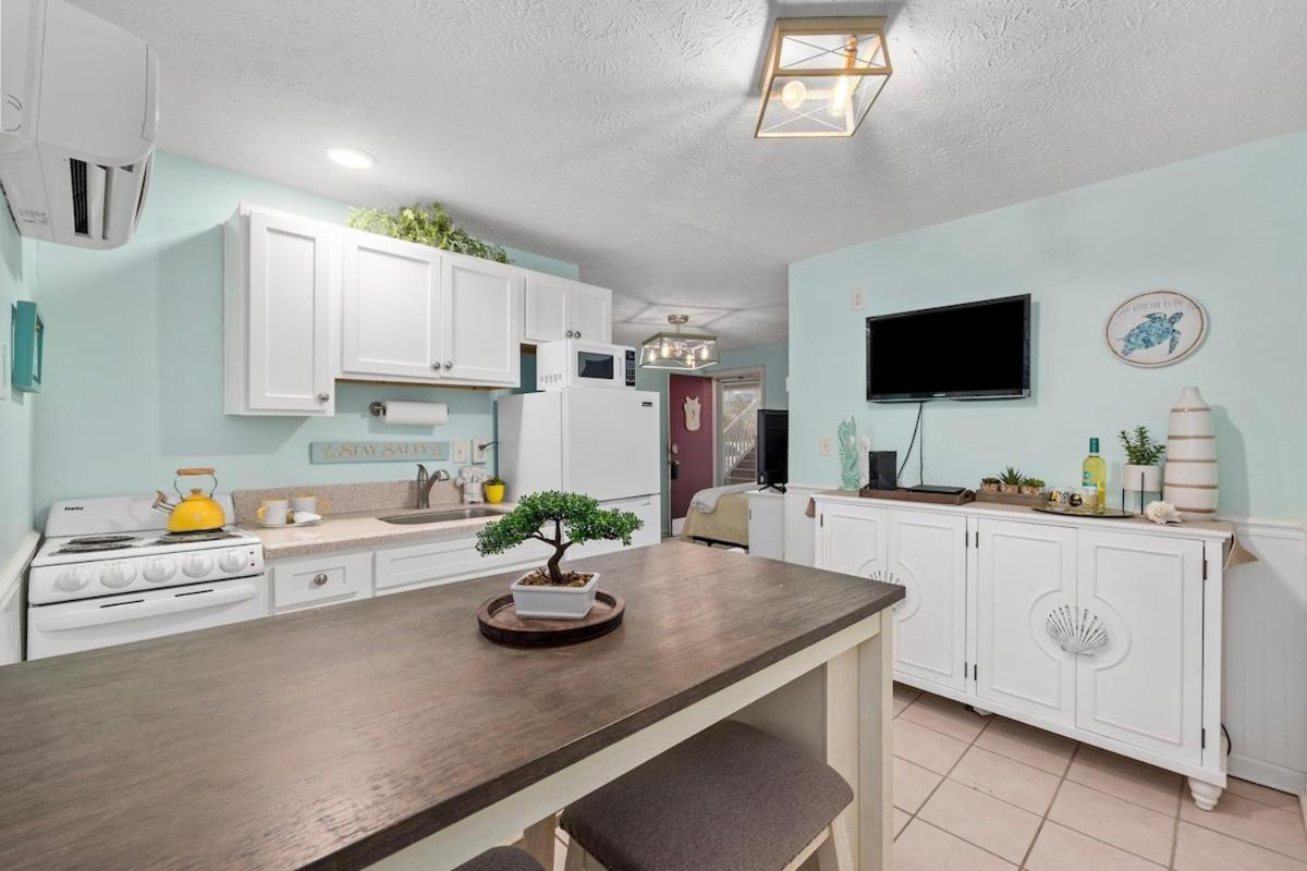 Cherry Grove Efficiency Just Steps From The Beach Myrtle Beach Exterior foto